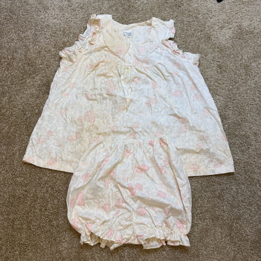 Carolee Floral Adult Vintage Night set in Cream and Pink